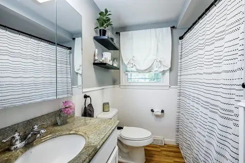 26 Tenby Drive Nashua NH 03062