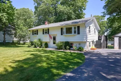 26 Tenby Drive Nashua NH 03062