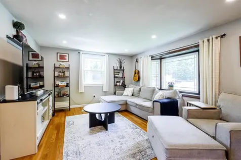 26 Tenby Drive Nashua NH 03062