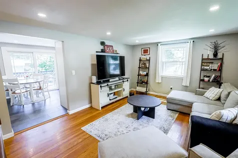 26 Tenby Drive Nashua NH 03062