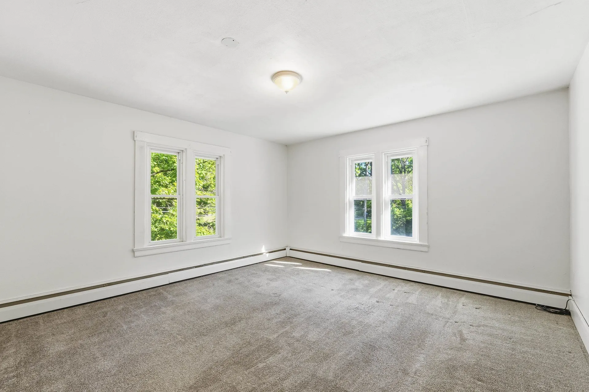 7 Berry Road Nottingham NH 03290