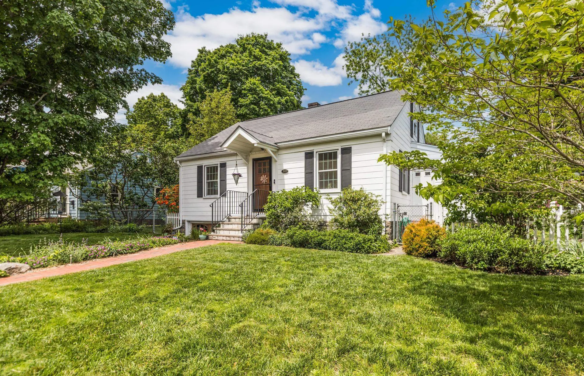 203 Melbourne Street Portsmouth NH 03801