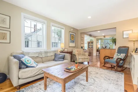 203 Melbourne Street Portsmouth NH 03801