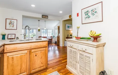 203 Melbourne Street Portsmouth NH 03801