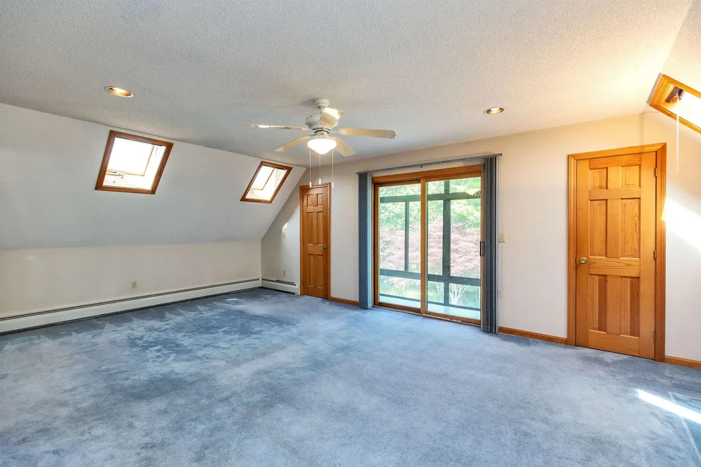 8 Longview Drive Bow NH 03304
