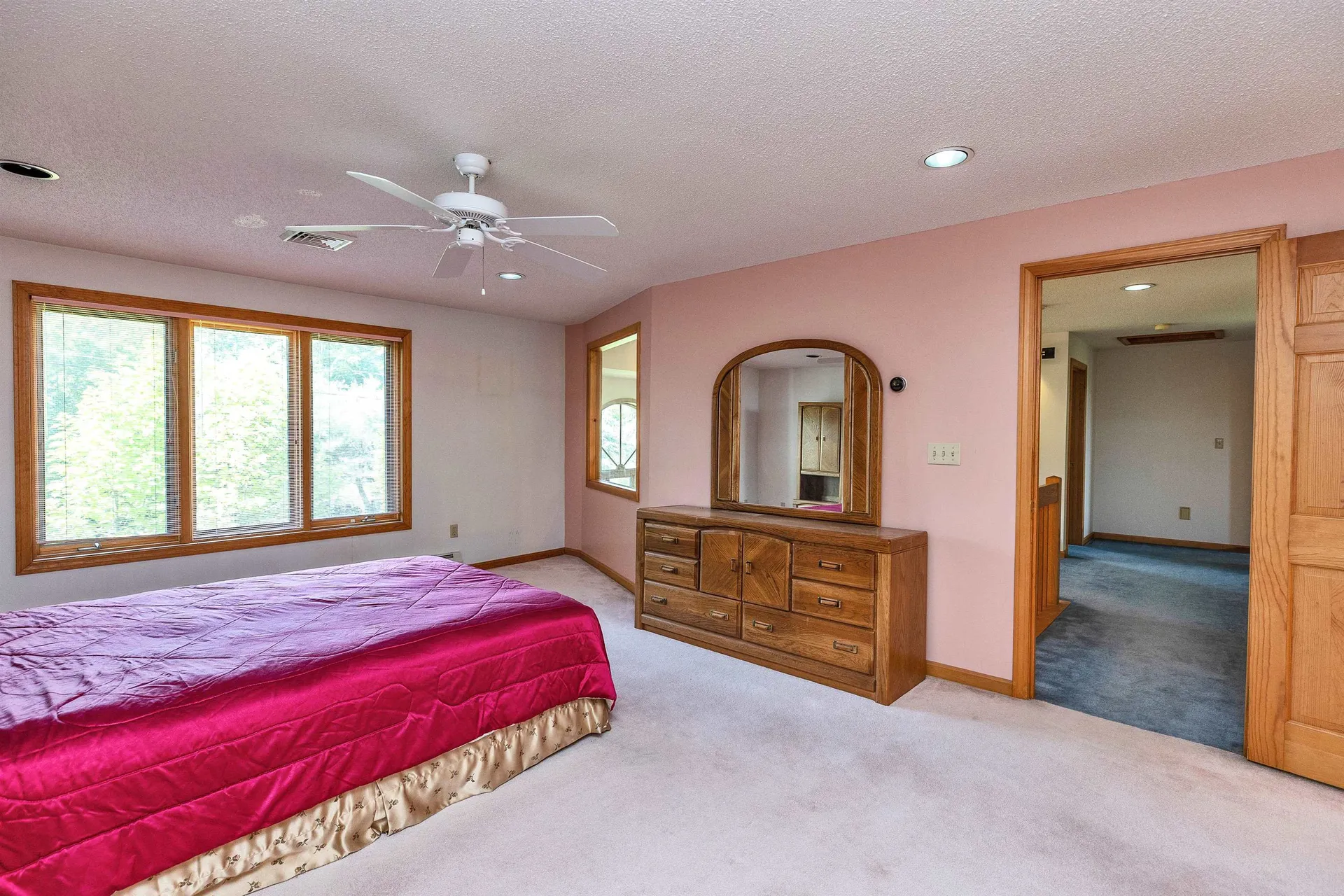 8 Longview Drive Bow NH 03304
