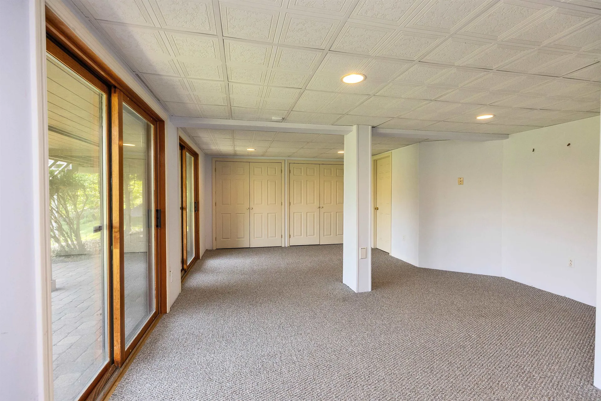 8 Longview Drive Bow NH 03304