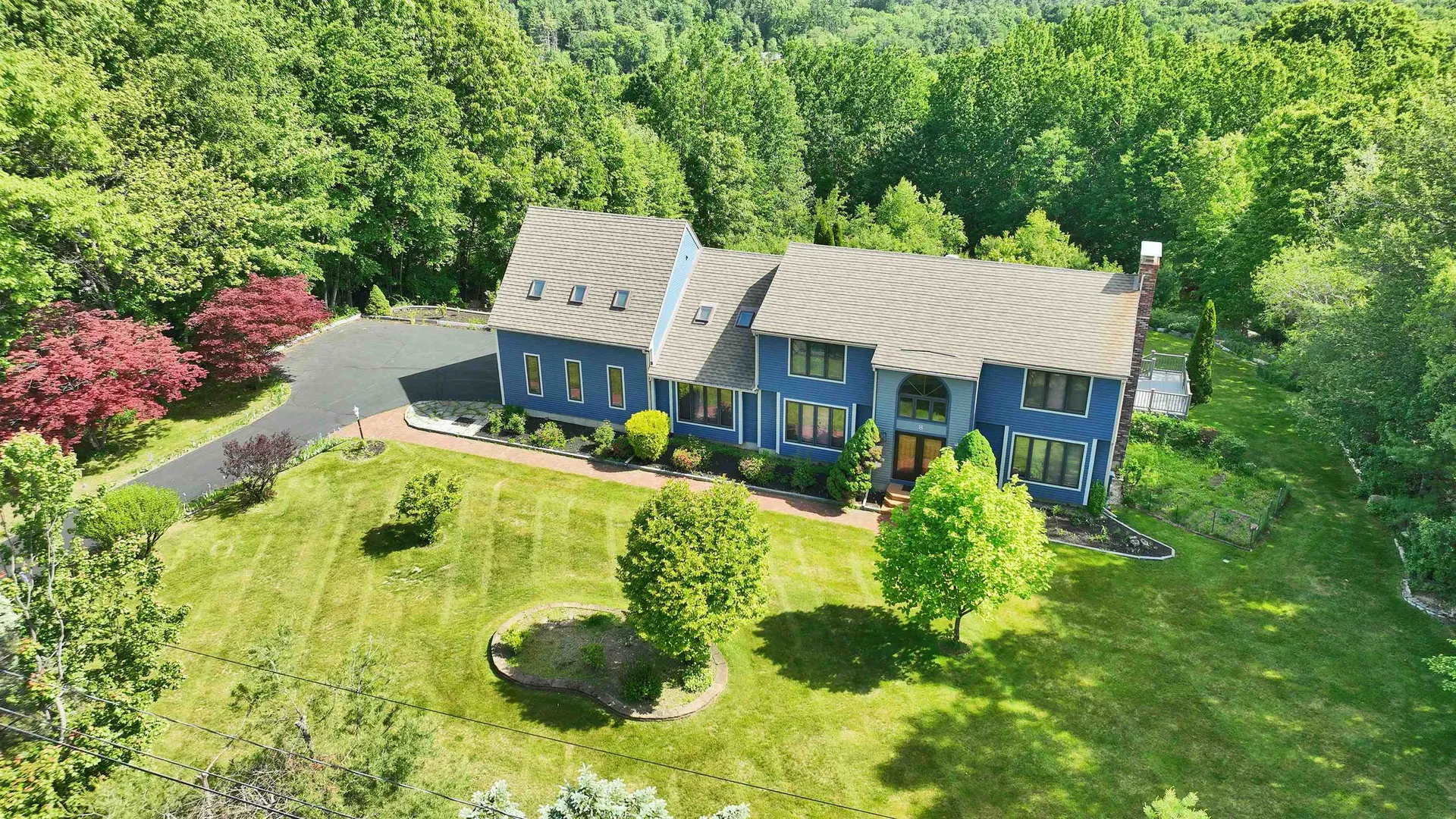 8 Longview Drive Bow NH 03304