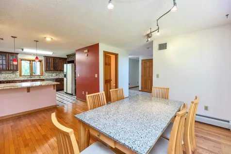 8 Longview Drive Bow NH 03304