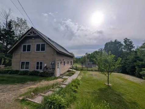 99 Bushnell Road Waitsfield VT 05673
