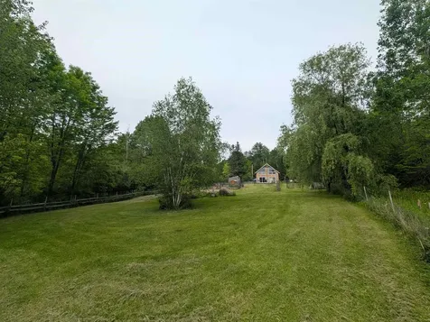 99 Bushnell Road Waitsfield VT 05673