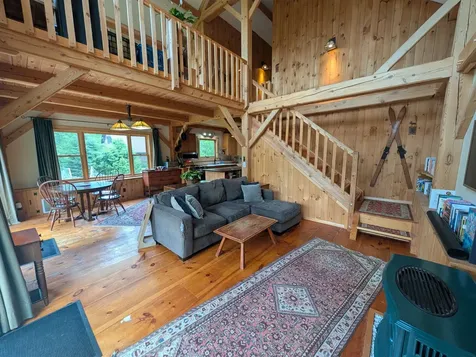 99 Bushnell Road Waitsfield VT 05673