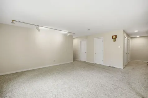 34 Floyd Avenue Lebanon NH 03784
