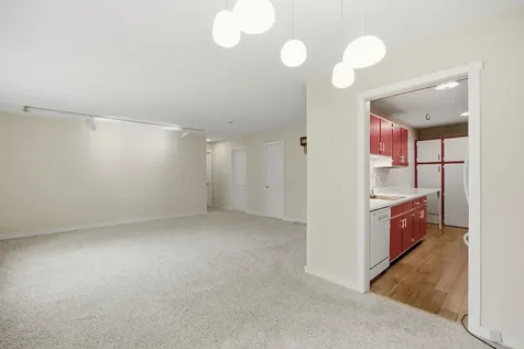34 Floyd Avenue Lebanon NH 03784