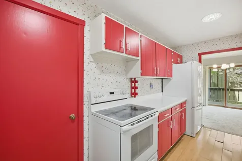 34 Floyd Avenue Lebanon NH 03784