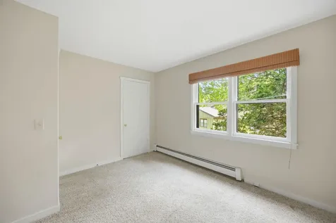 34 Floyd Avenue Lebanon NH 03784
