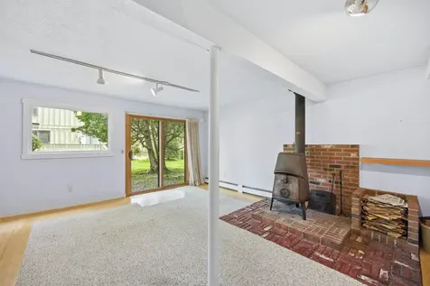 34 Floyd Avenue Lebanon NH 03784