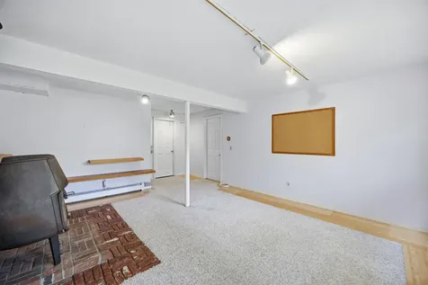 34 Floyd Avenue Lebanon NH 03784