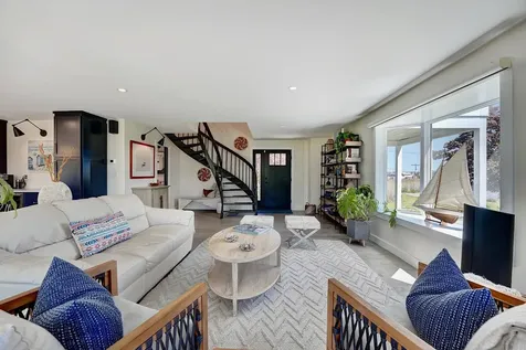 4 Highland Park Avenue Rye NH 03870
