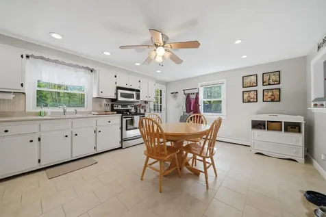 14 Auburn Street Plaistow NH 03865