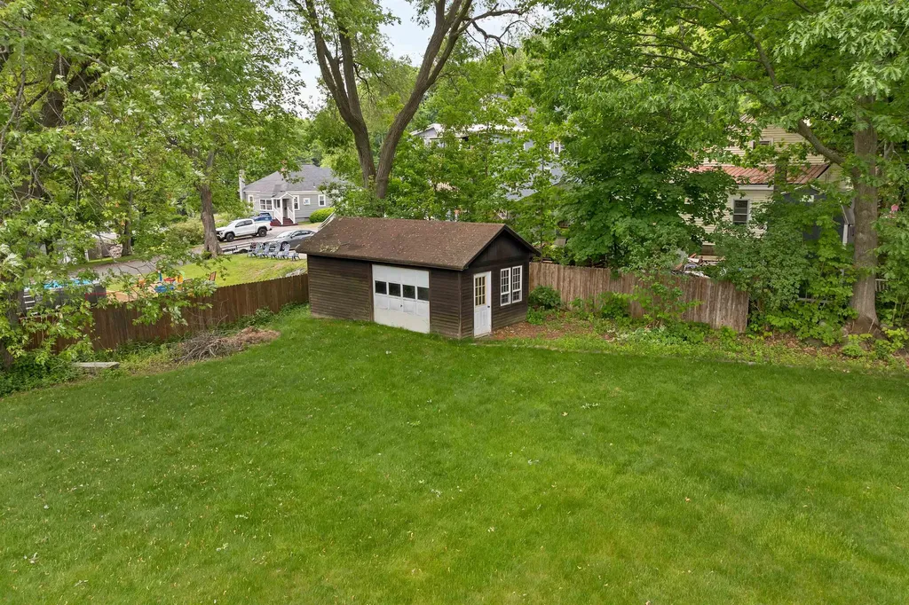 40 Paugus Street Laconia NH 03246