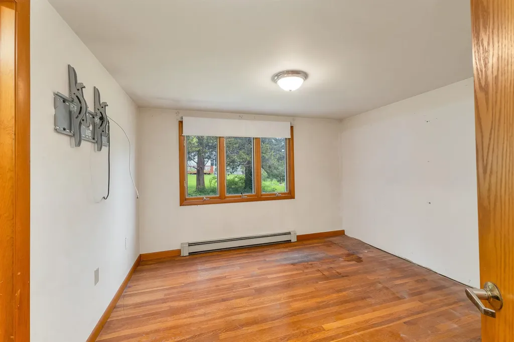 40 Paugus Street Laconia NH 03246