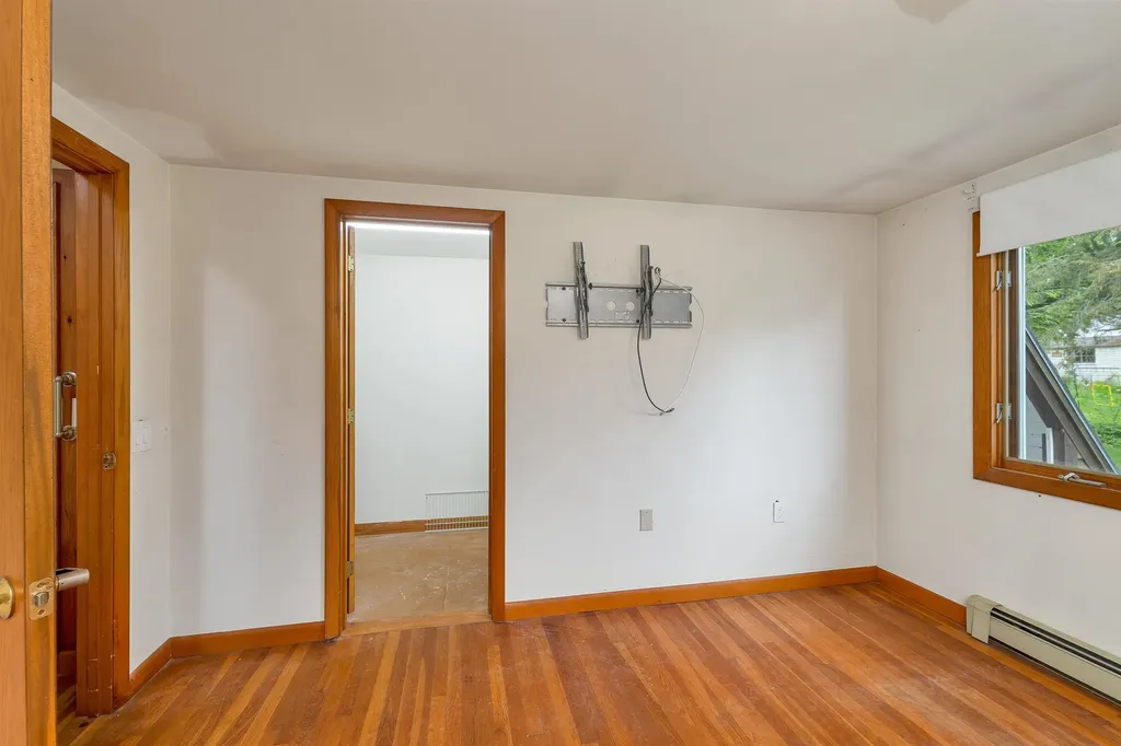 40 Paugus Street Laconia NH 03246