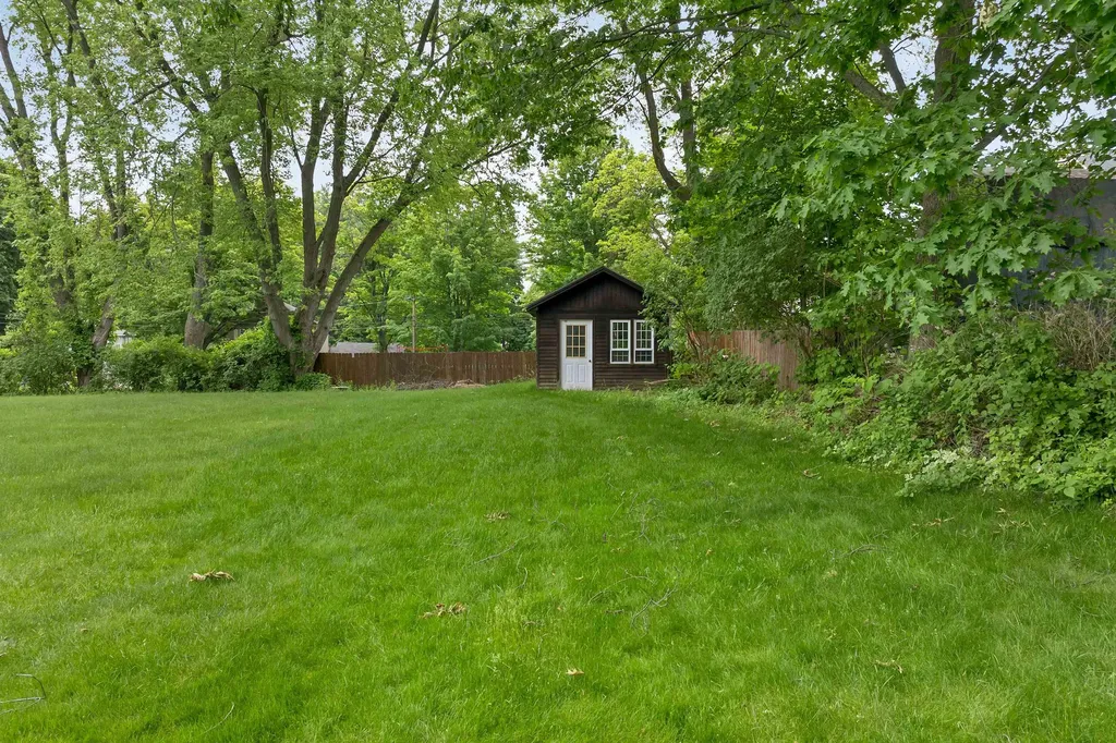 40 Paugus Street Laconia NH 03246