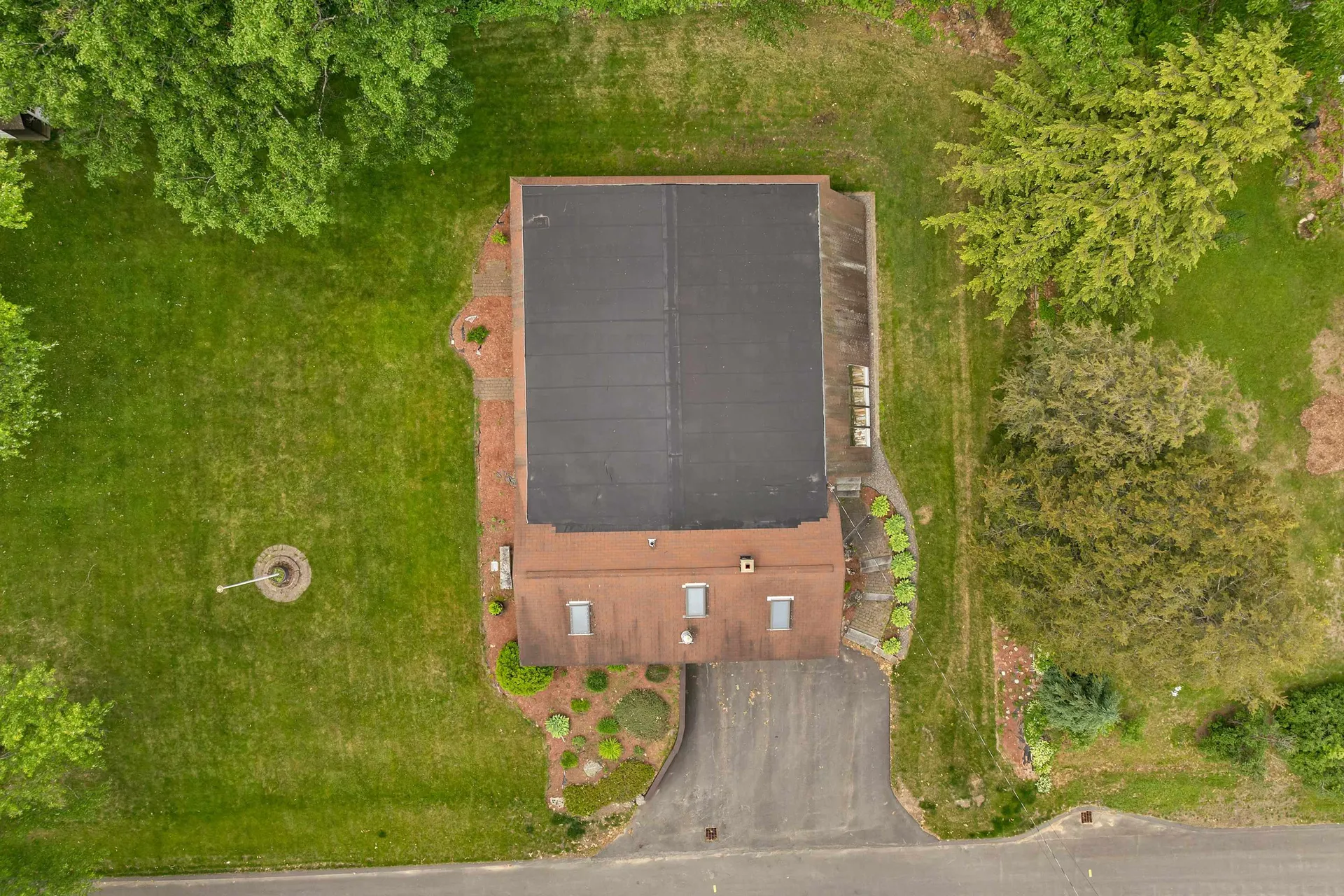 40 Paugus Street Laconia NH 03246
