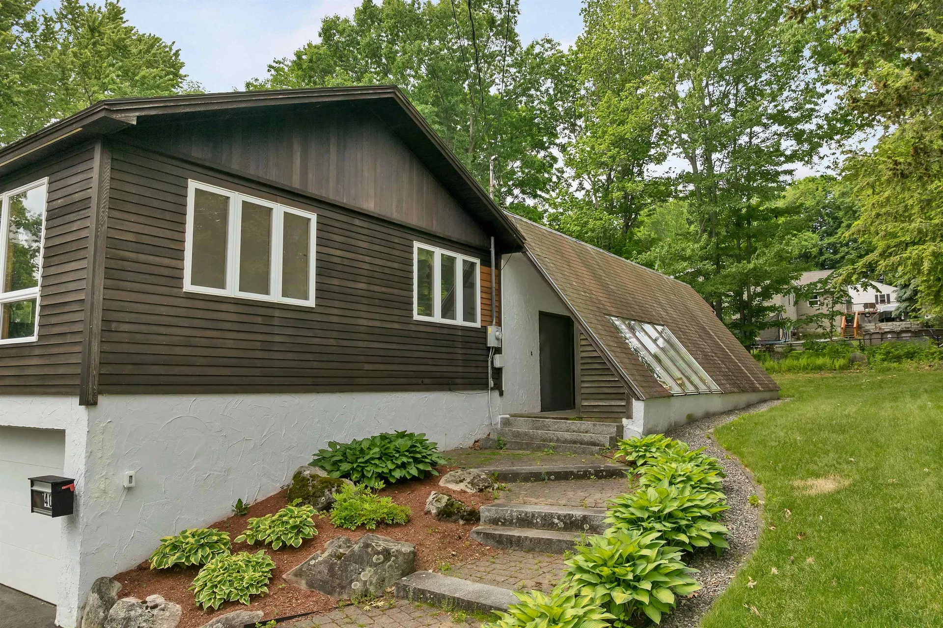40 Paugus Street Laconia NH 03246