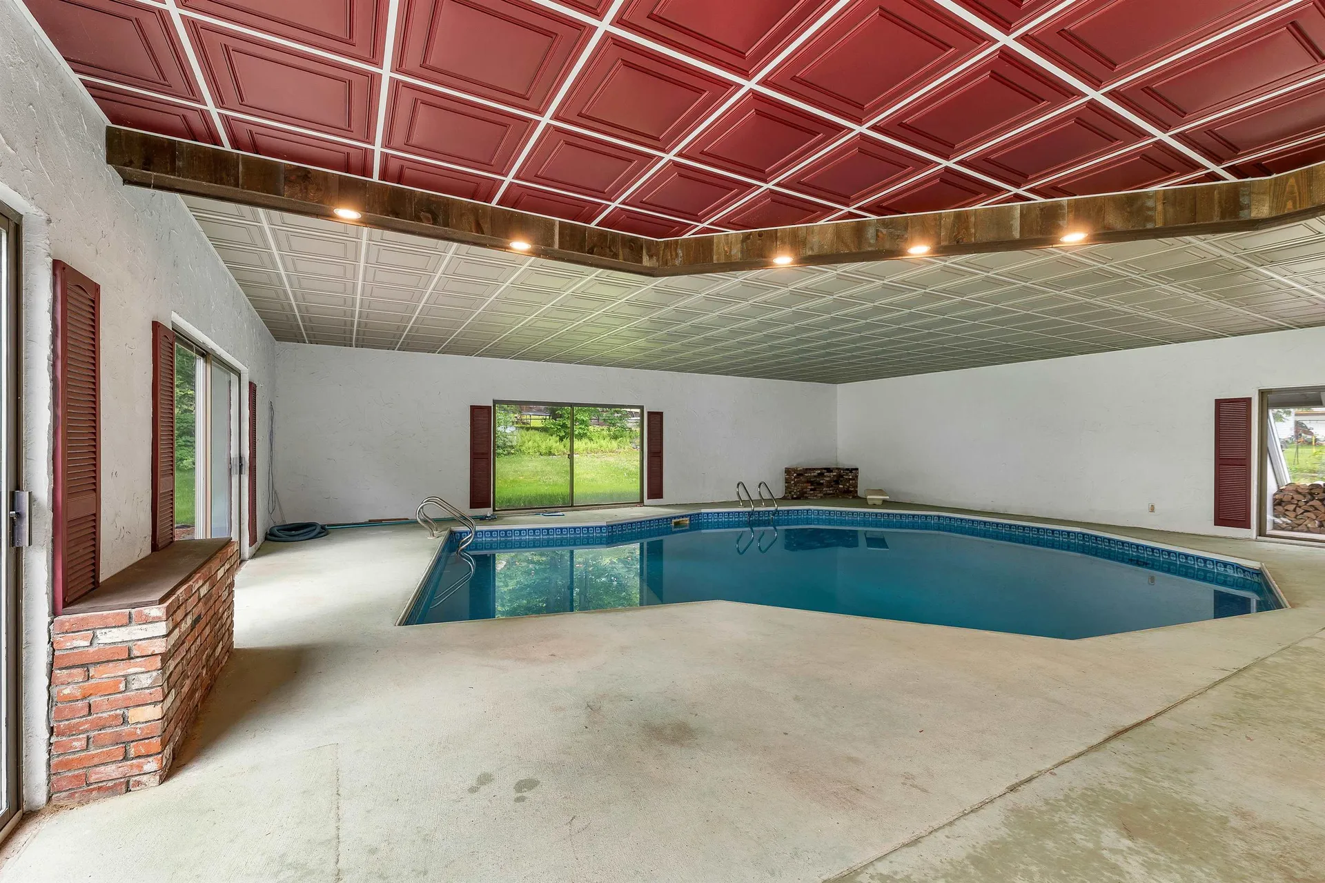 40 Paugus Street Laconia NH 03246