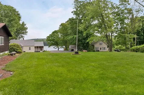 40 Paugus Street Laconia NH 03246
