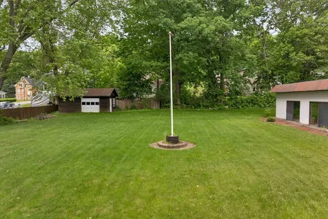 40 Paugus Street Laconia NH 03246