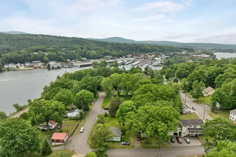40 Paugus Street Laconia NH 03246