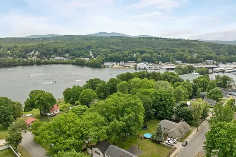 40 Paugus Street Laconia NH 03246