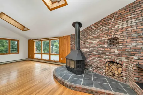 40 Paugus Street Laconia NH 03246