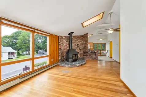 40 Paugus Street Laconia NH 03246