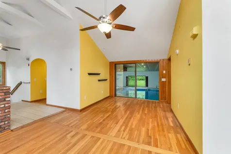 40 Paugus Street Laconia NH 03246