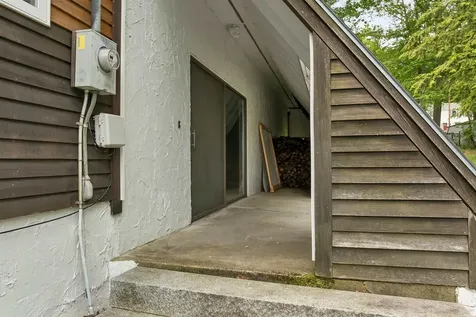 40 Paugus Street Laconia NH 03246