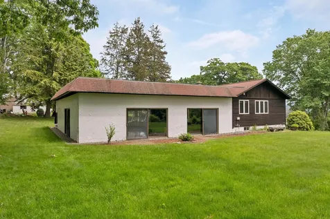 40 Paugus Street Laconia NH 03246
