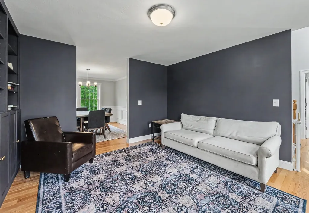 265 Standish Lane Hudson NH 03051