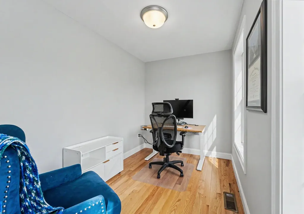 265 Standish Lane Hudson NH 03051