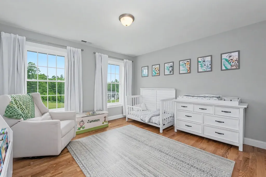 265 Standish Lane Hudson NH 03051
