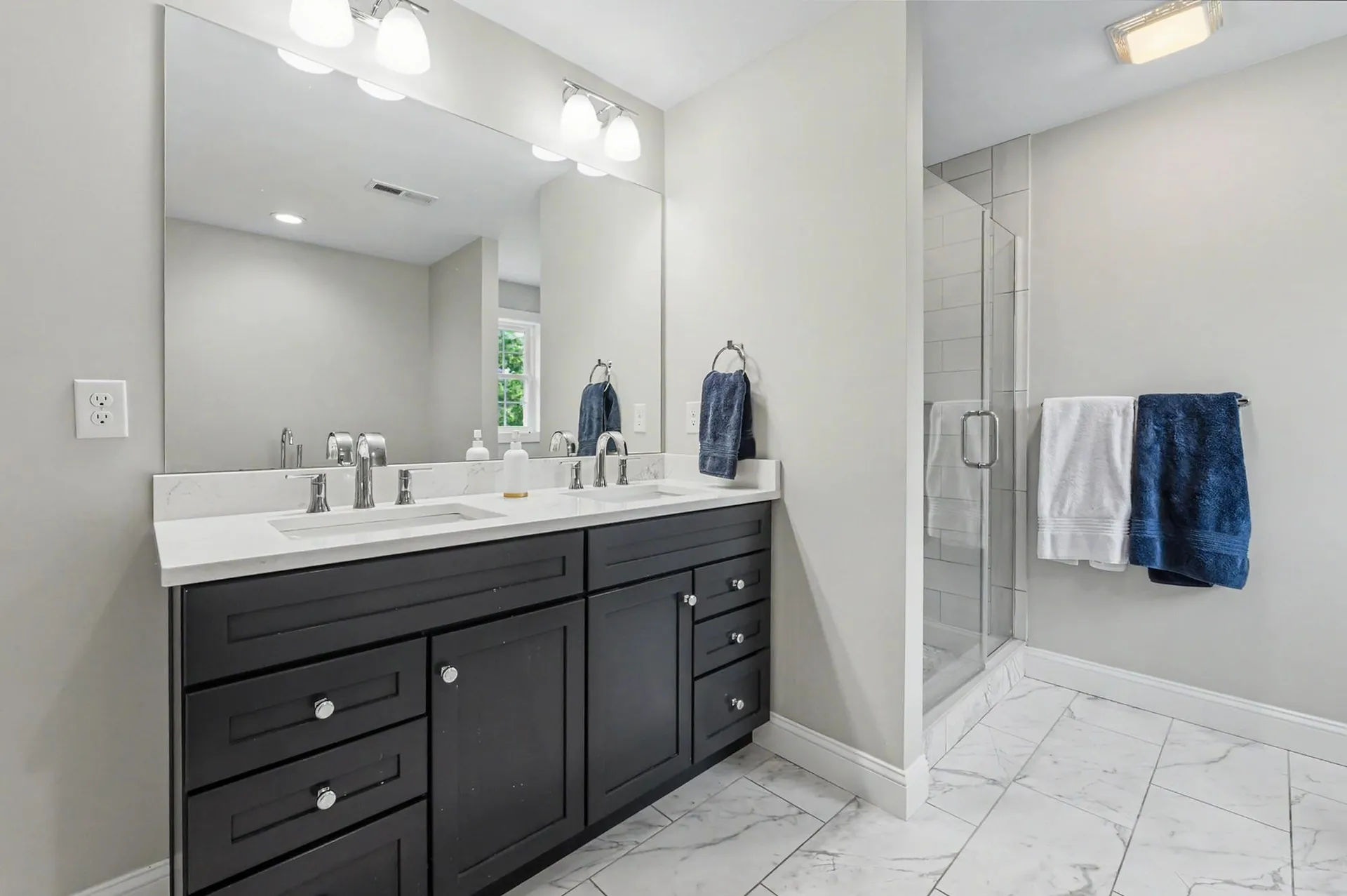265 Standish Lane Hudson NH 03051