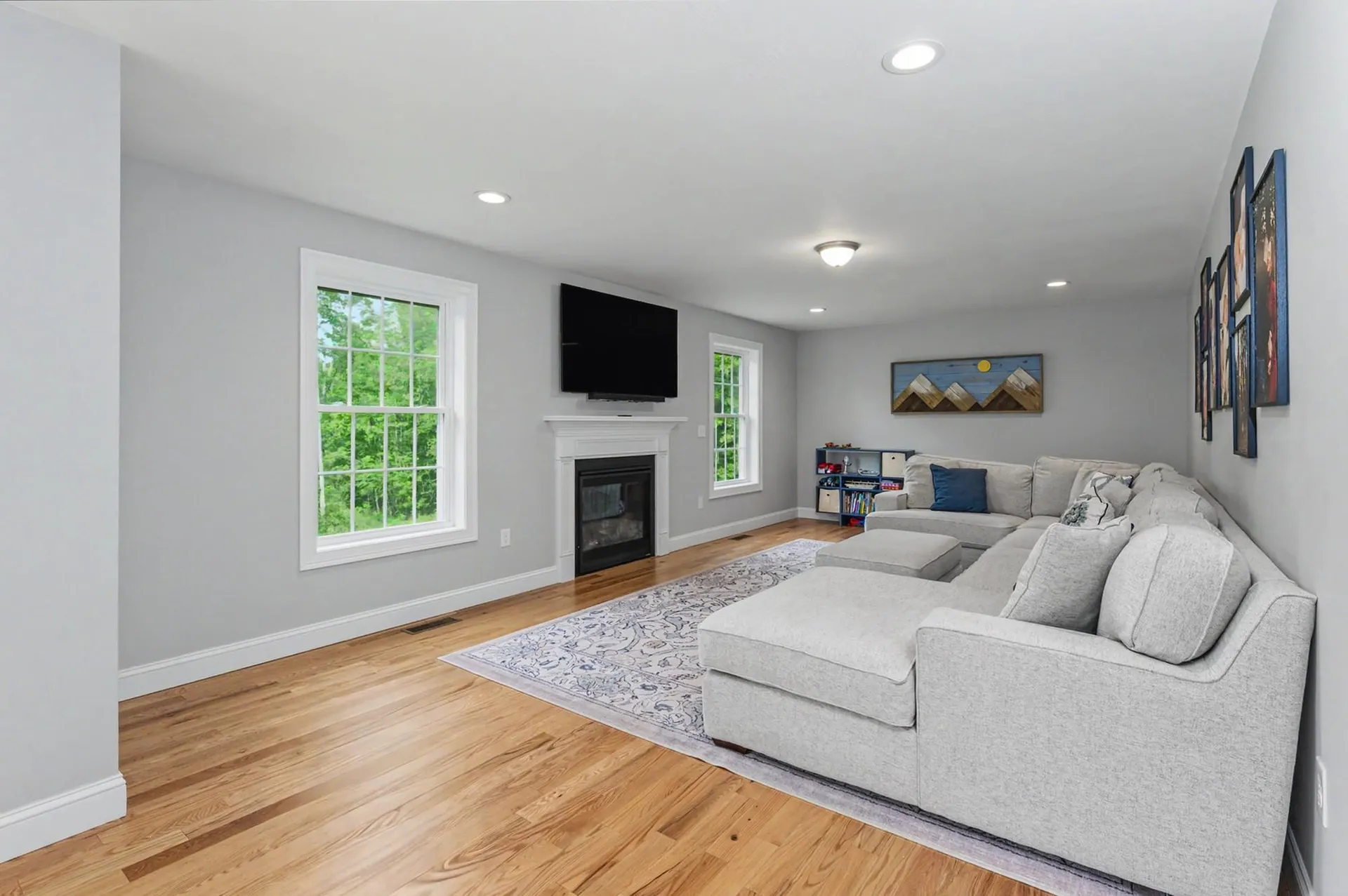 265 Standish Lane Hudson NH 03051