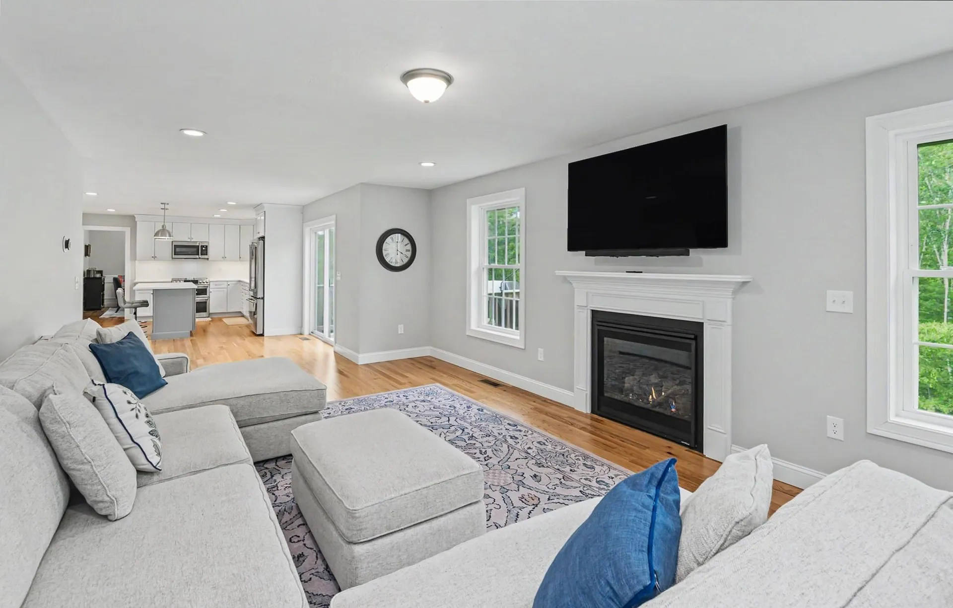 265 Standish Lane Hudson NH 03051