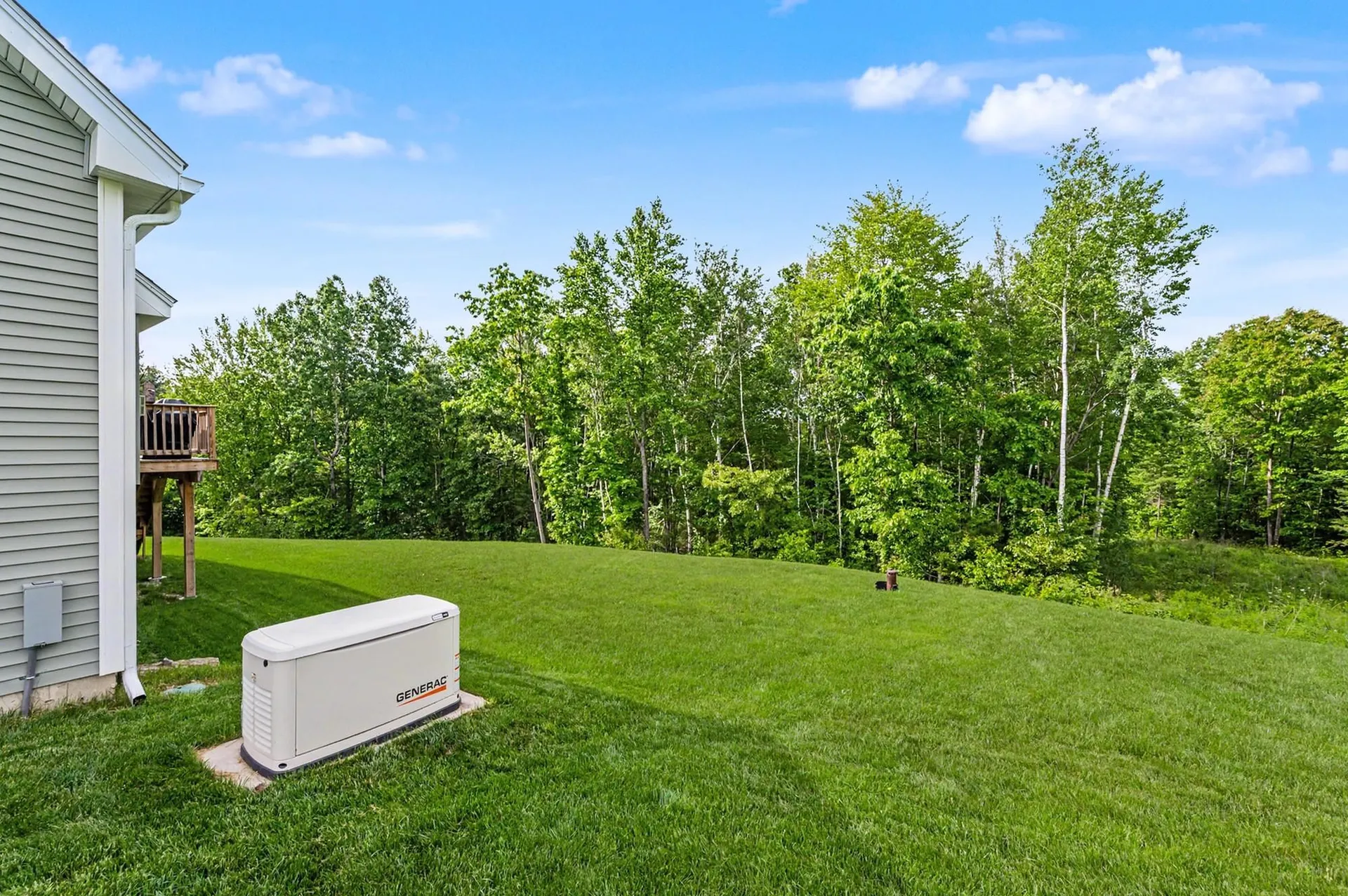 265 Standish Lane Hudson NH 03051