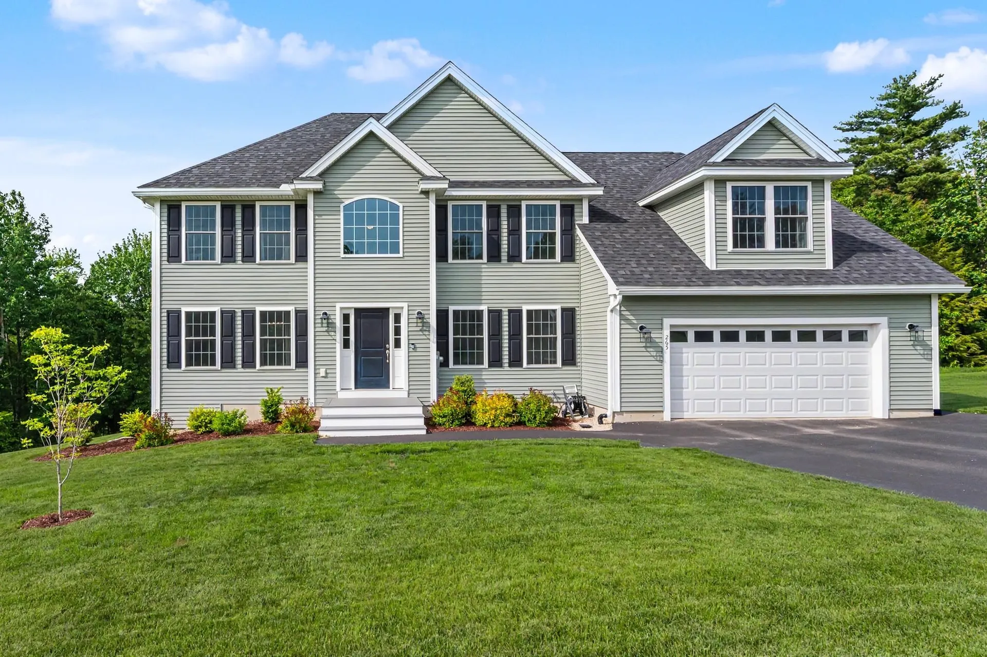 265 Standish Lane Hudson NH 03051
