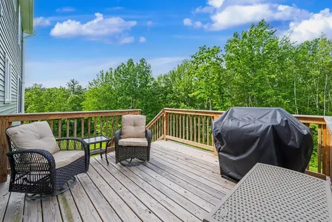 265 Standish Lane Hudson NH 03051