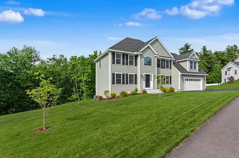 265 Standish Lane Hudson NH 03051